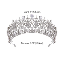 Load image into Gallery viewer, Royal Queen Tiara