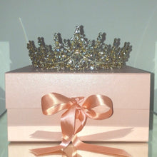 Load image into Gallery viewer, Glamour Queen Tiara