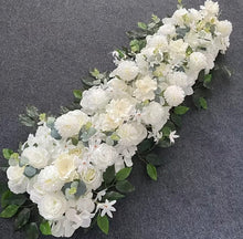 Load image into Gallery viewer, Centrepiece Decor
